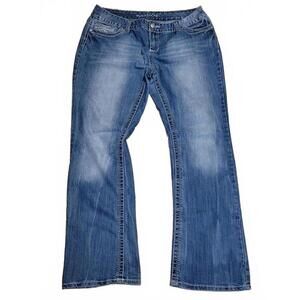 Maurices Mid Rise Medium Wash‎ Faded Bootcut Jeans 15/16